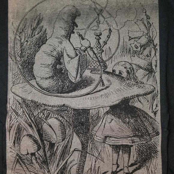 MOVED PLATFORMS - New Graphic Tee Glow in the Dark Caterpillar - Picture 2 of 3